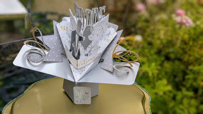 Wedding Bride & Groom - Pop-Up Greeting Card